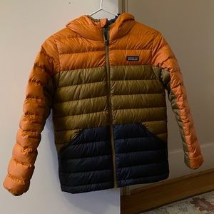 Patagonia Boys Size 12 down jacket